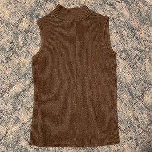 ✨Heather Gray Mock Neck Tank Top